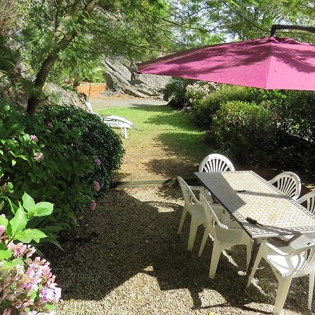 Maison Confortable A Ploezal Avec Jardin Et Terrasse Villa Eksteriør billede